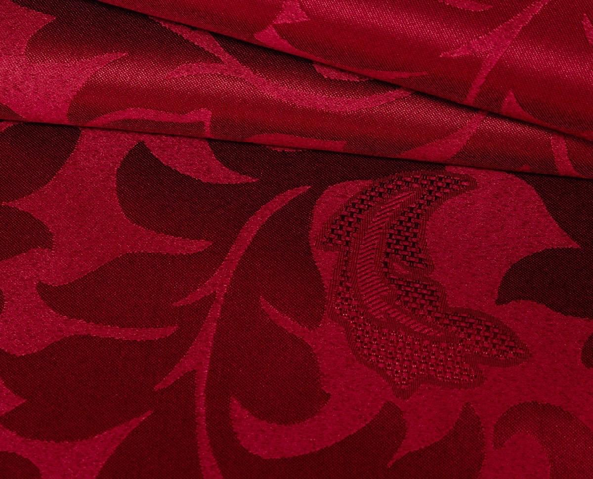 Cortina Jacquard Roja